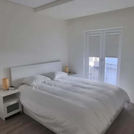 2 Bedrooms Flat Апартаменты Брага