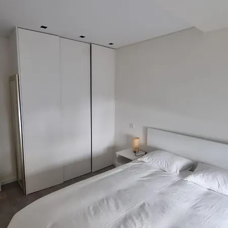 2 Bedrooms Flat