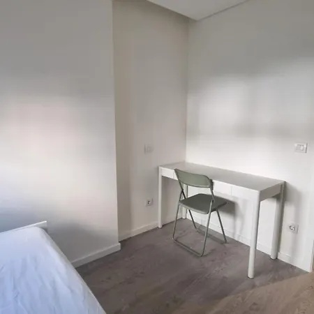 Apartamento 2 Bedrooms Flat Braga