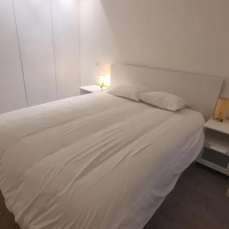 2 Bedrooms Flat * Брага