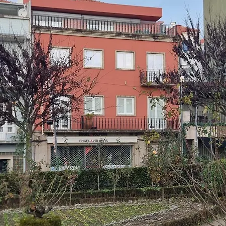 Апартаменты 2 Bedrooms Flat *