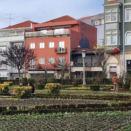 2 Bedrooms Flat Apartamento Braga