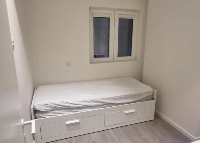 Apartment 2 Bedrooms Flat *